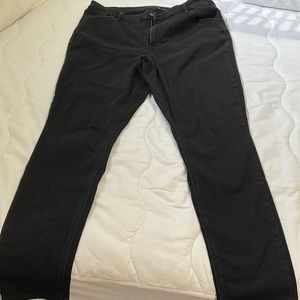 Old navy black high rise skinny jean
